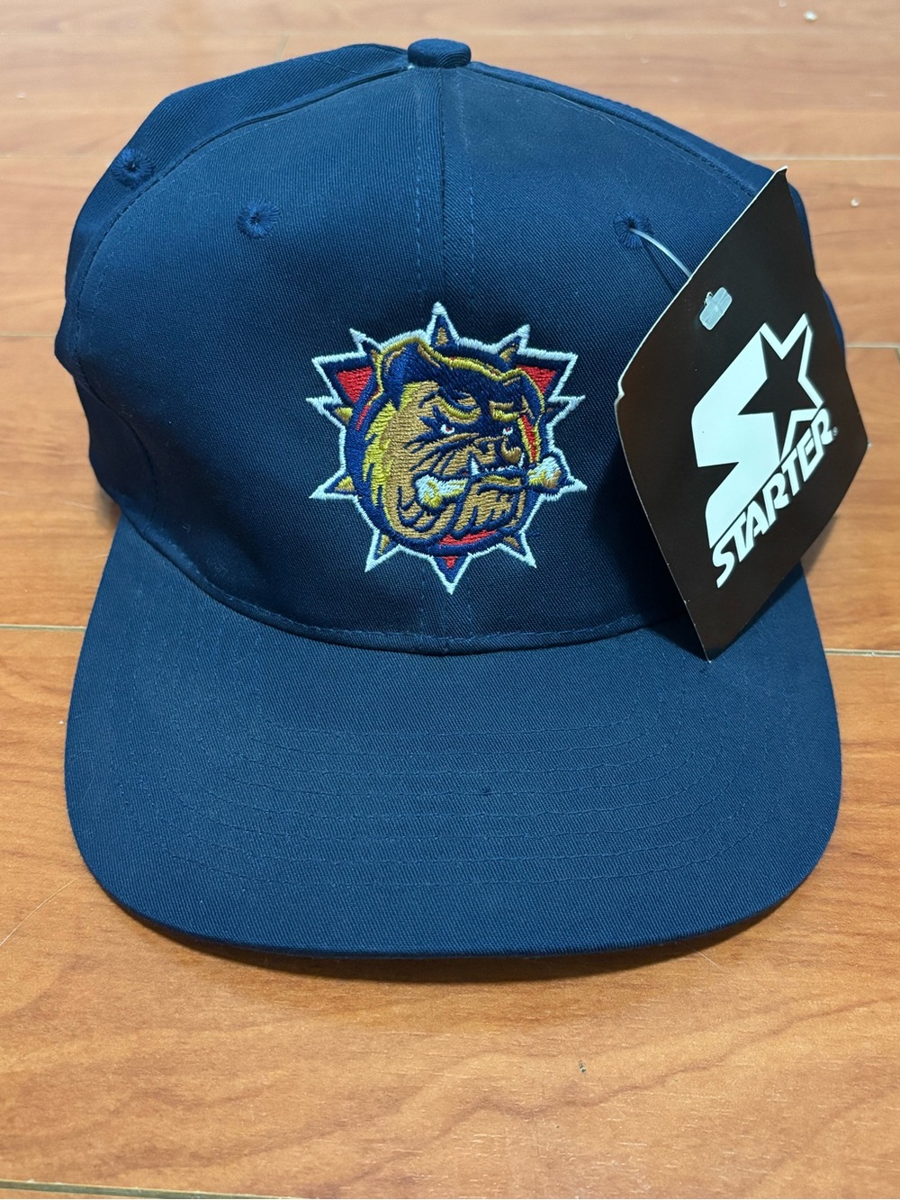 STARTER Navy Blue Bulldog Embroidered Snapback Cap